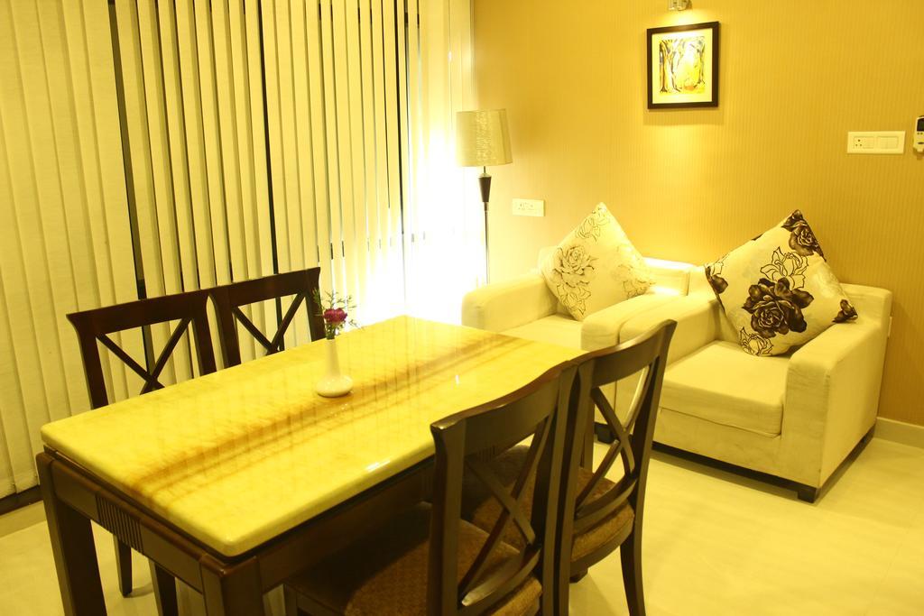 Готель Abaam Cochin Kochi Екстер'єр фото